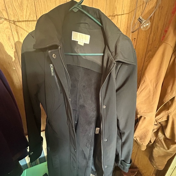 Coats - Picture 2 of 7